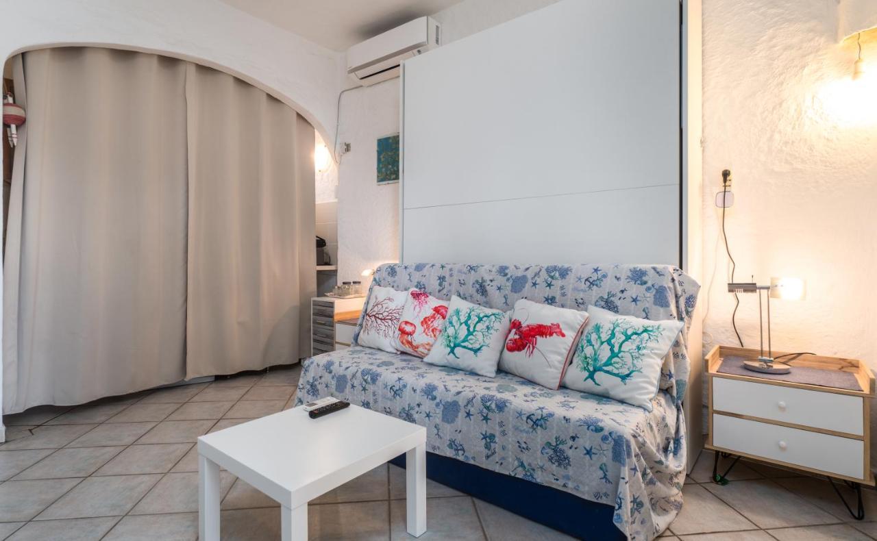 Sardinia Family Villas - Cannigione Beach Apartments מראה חיצוני תמונה