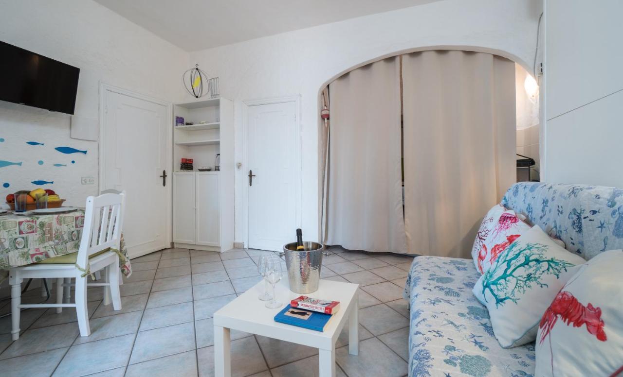 Sardinia Family Villas - Cannigione Beach Apartments מראה חיצוני תמונה