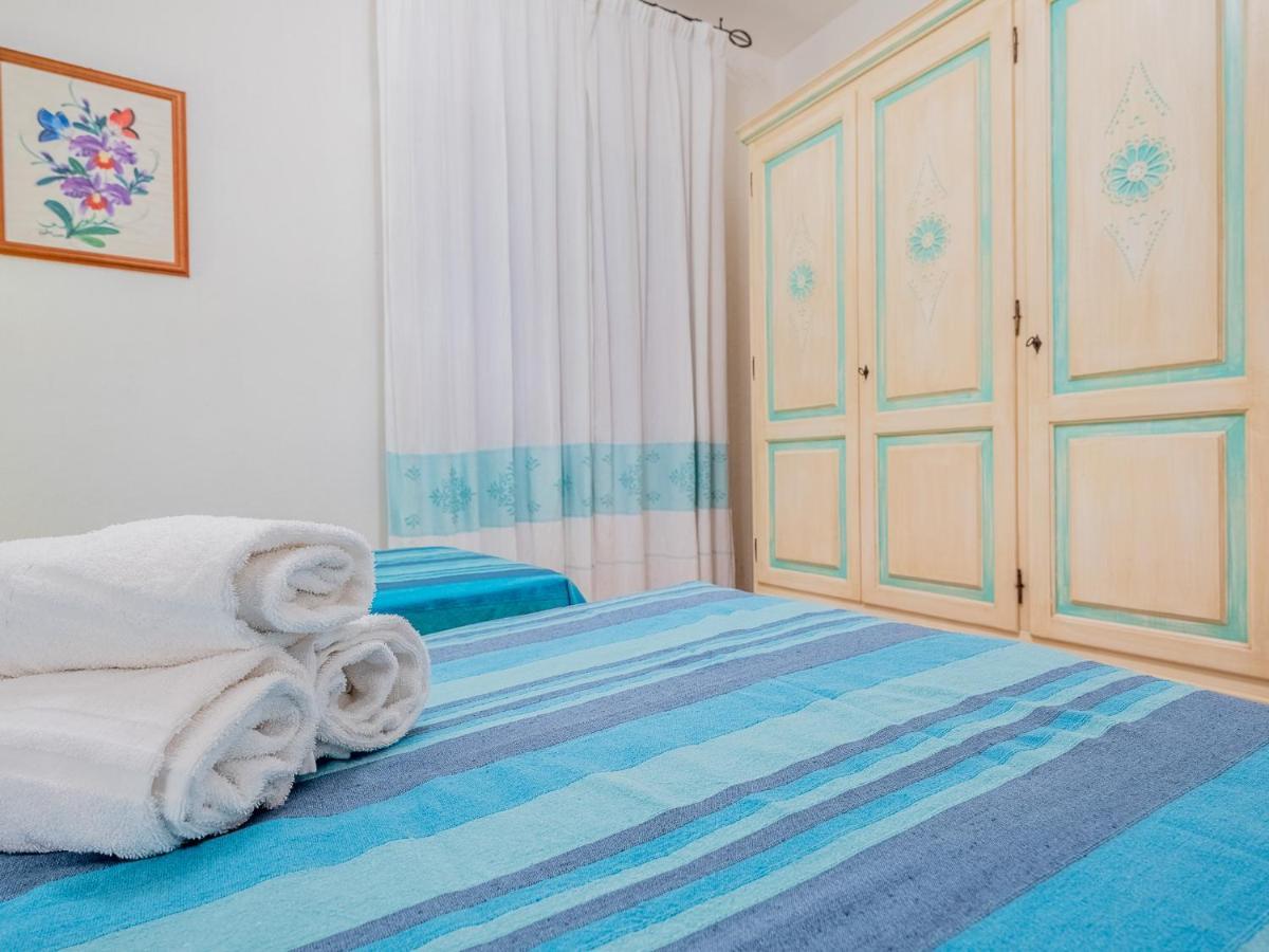 Sardinia Family Villas - Cannigione Beach Apartments מראה חיצוני תמונה
