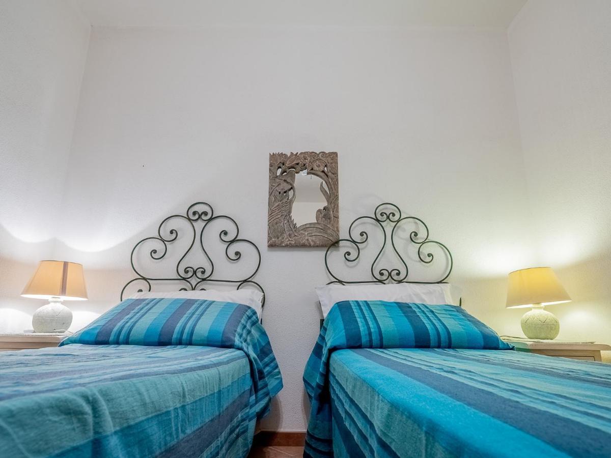 Sardinia Family Villas - Cannigione Beach Apartments מראה חיצוני תמונה