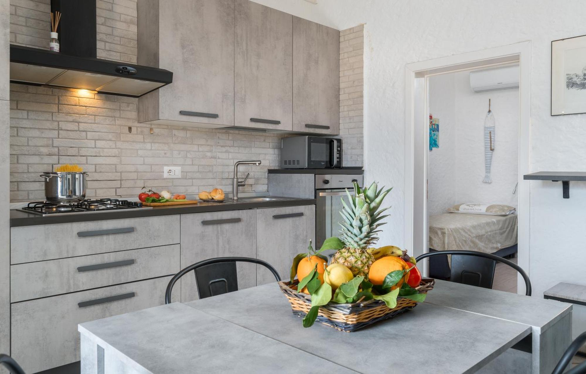 Sardinia Family Villas - Cannigione Beach Apartments מראה חיצוני תמונה